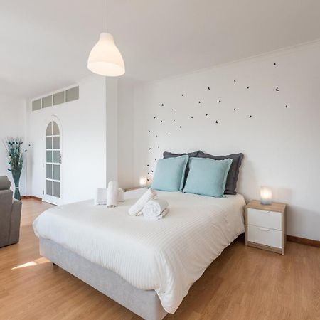 Guestready - Porto Magic View Apartment บีลาโนวาเดกายา ภายนอก รูปภาพ
